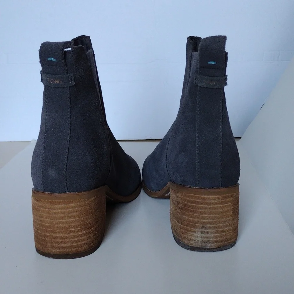 Toms Charcoal Suede Ankle Booties 8.5